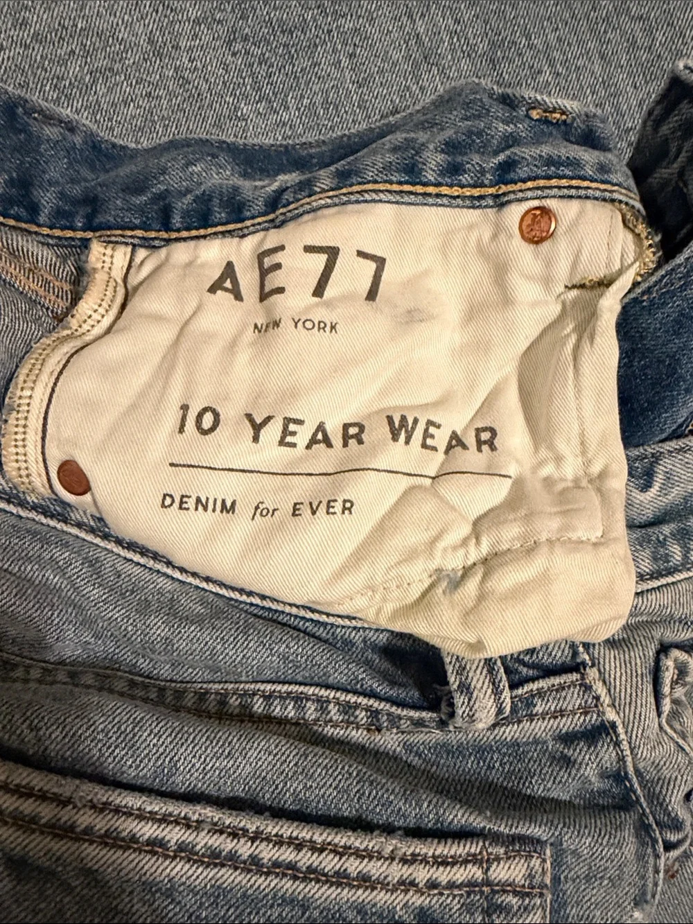 AE 77 American Eagle premium stovepipe Jean  29